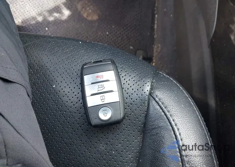 2017 Kia Sorento 3.3L Ex z USA, uszkodzony, nr VIN 5XYPHDA58HG330483